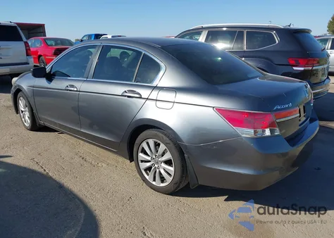 2011 Honda Accord 2.4 Ex z USA, uszkodzony, nr VIN 1HGCP2F75BA003094